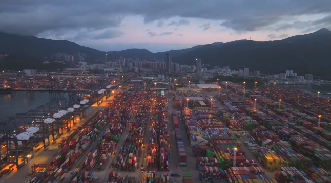 探访<i style='color:red'>德国主要海运港口</i>：技术与可持续发展的完美结合